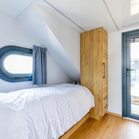 Tiny Houseboat De Woudaap - I Hotell Uitgeest Eksteriør bilde