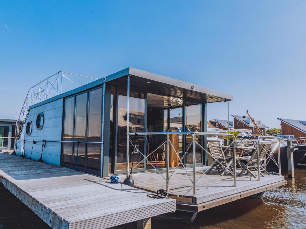 Tiny Houseboat De Woudaap - I Hotell Uitgeest Eksteriør bilde