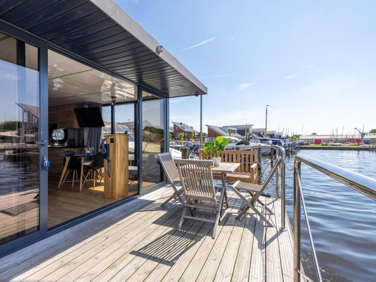 Tiny Houseboat De Woudaap - I Hotell Uitgeest Eksteriør bilde