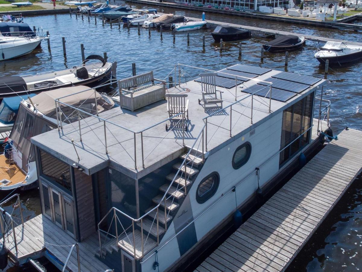 Tiny Houseboat De Woudaap - I Hotell Uitgeest Eksteriør bilde